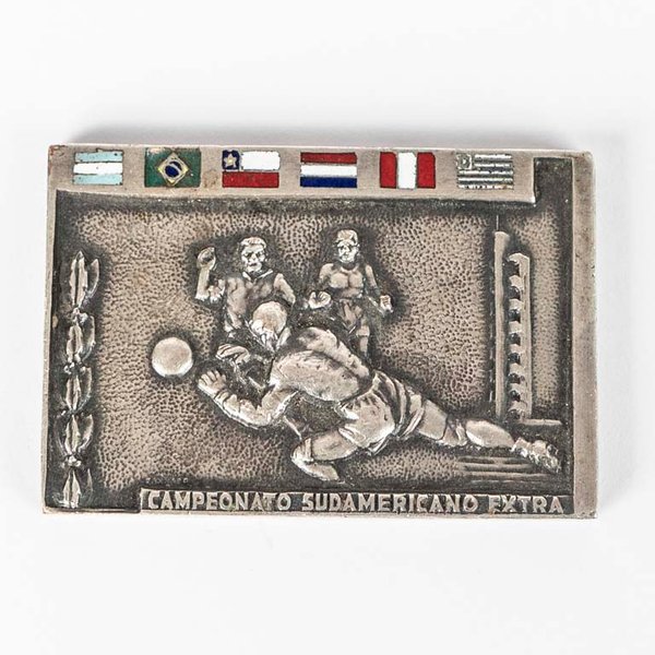 Lote anterior: Plaqueta de la AUF de bronce y esmalte - Campeonato Sudamericano Extra Montevideo 1956