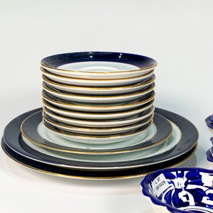 Conjunto de 19 Piezas de Cerámica y Porcelana Noritake con Detalles - imagen 2