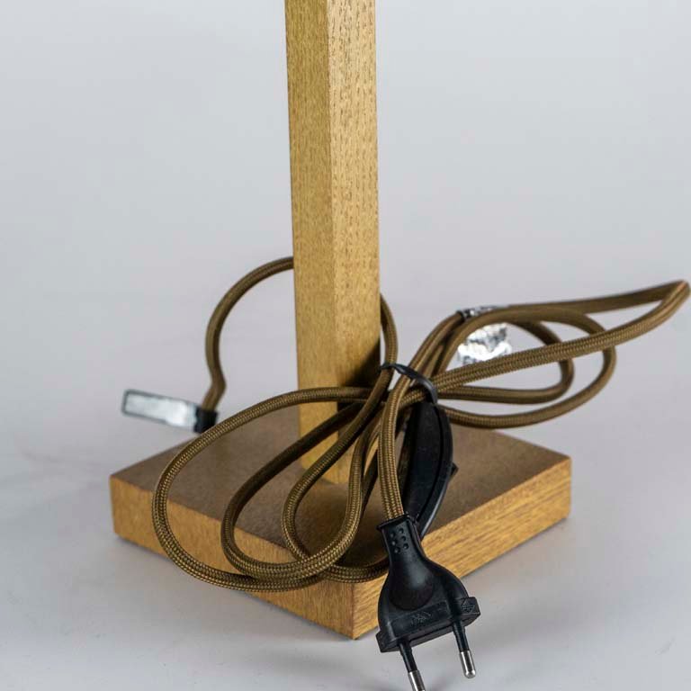 Lámpara de mesa de una luz en madera con pantalla - imagen 2