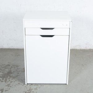 Lote siguiente: Mueble Tocador Blanco en Dos Partes con Asiento Baúl y Espejo Levadizo