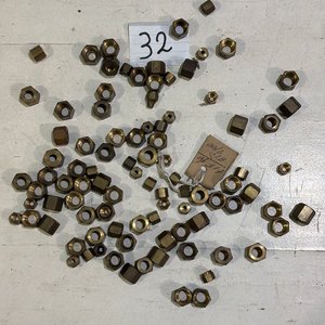 Lote de 100 Piezas de Conexiones de Bronce - imagen 2