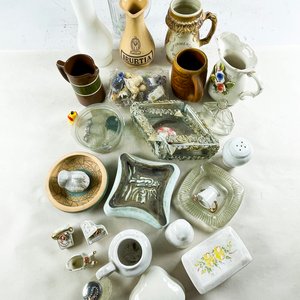 Lote de Objetos Decorativos: Jarras, Cenicero, Figuras y Más - imagen 2
