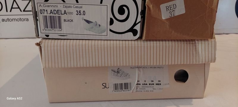 Zapatos de cuero en caja con diferentes tamaños - imagen 5