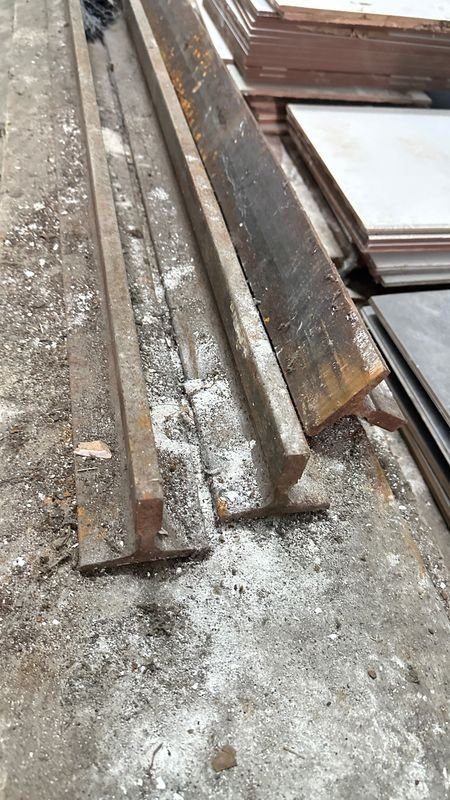 Materiales de construcción y herramientas - imagen 1