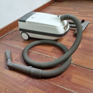 Aspiradora Philips T330 Blanca y Gris Funcional - imagen 4