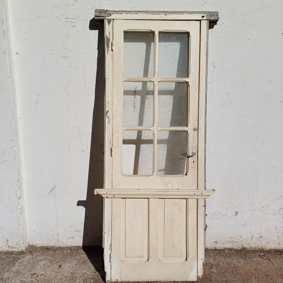 Puerta de tablero colonial con pinotea y vidrios - imagen 8