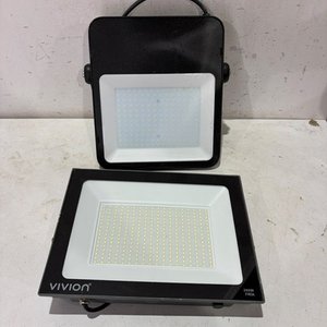 Lote anterior: 2 Reflectores LED Vivion Funcionando