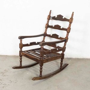 Sillón Mecedora Estilo Provenzal de Madera Oscura - imagen 1