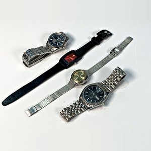 Lote de 4 Relojes de Pulsera para Dama y Caballero - imagen 2