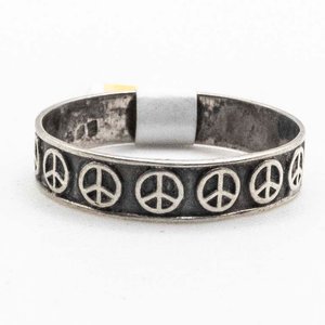 Lote anterior: Anillo de Plata con Símbolos de Paz