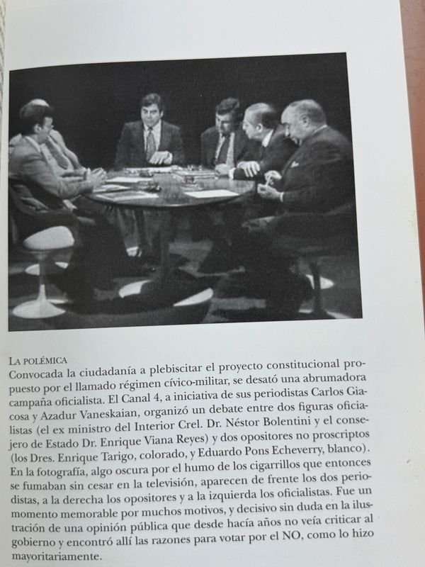 Colección de libros sobre política, historia y thriller político - imagen 8