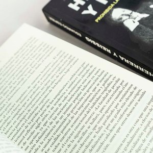 Dos Libros: Tratado de la Imbecilidad del País y Prohibida la Entrada a los Uruguayos - imagen 2