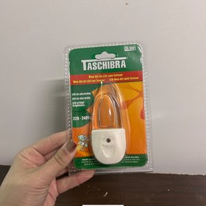 Velador Taschibra Mini Kit LED con Sensor de Luminosidad - imagen 2