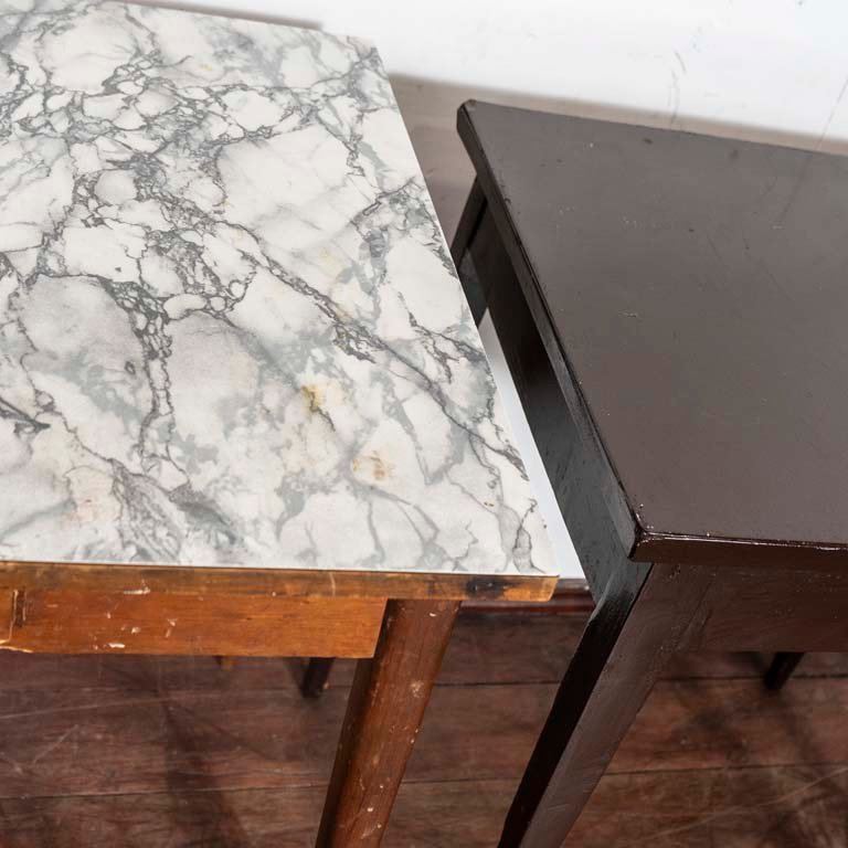 Muebles de madera con detalles en la superficie - imagen 2