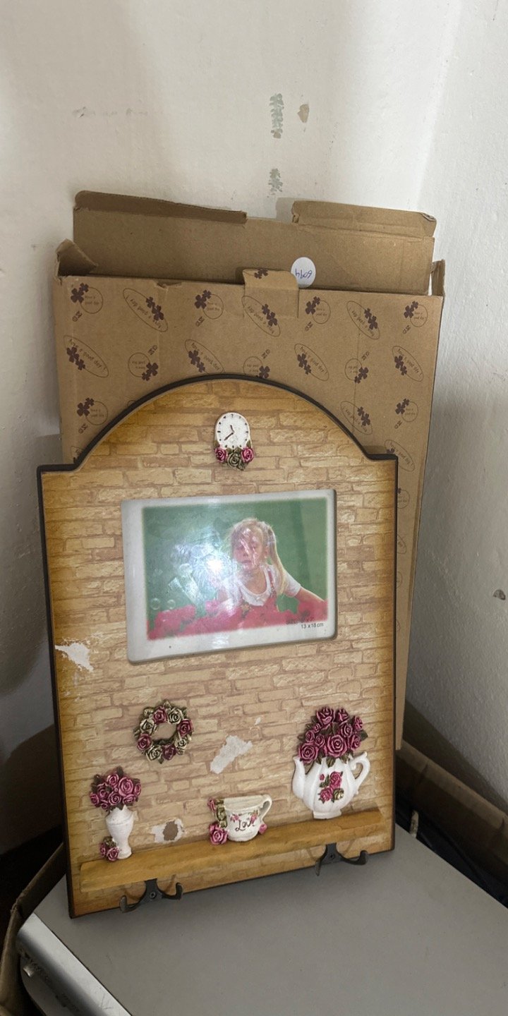 Portarretratos Decorativo con Reloj y Adornos Florales
