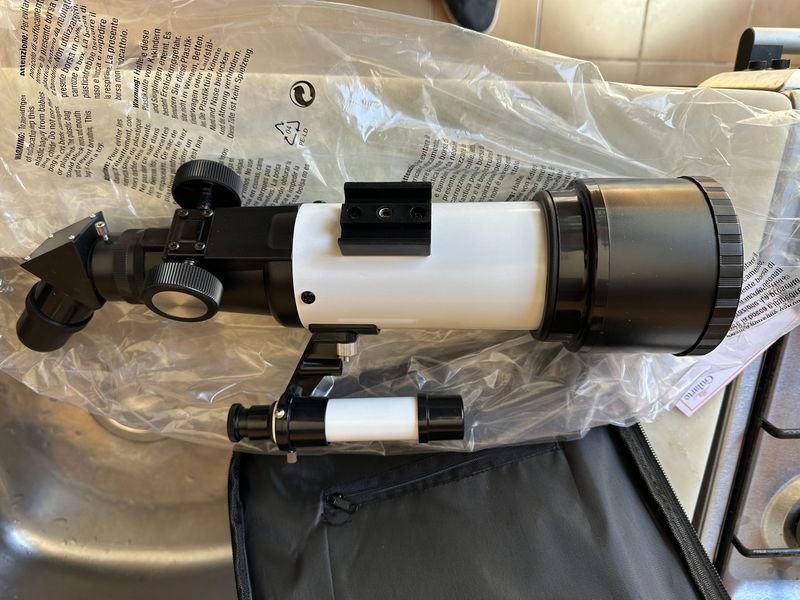 Telescopio para principiantes con 70mm de apertura y montaje AZ - imagen 2