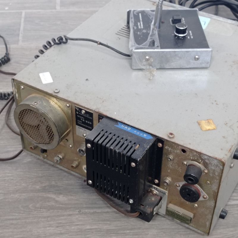 Radiotransmisor Kenwood TS-520 en excelente condición - imagen 5