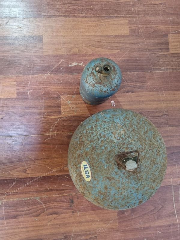 Dos Garrafas de Metal Azul en Venta - imagen 4