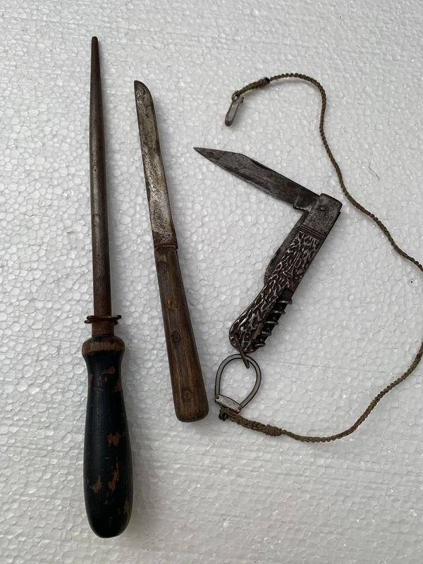 Lote anterior: Navaja corneta, cuchillo y afilador - Herramientas
