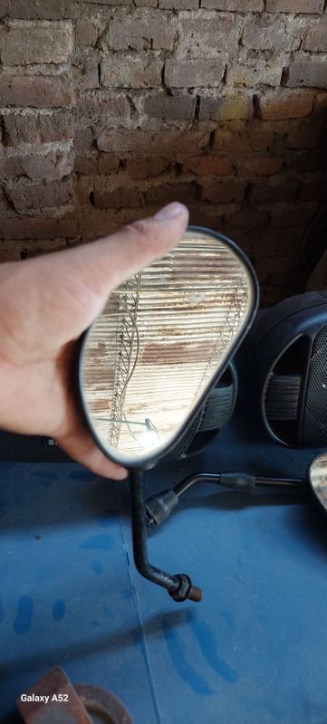 Par de parlantes y espejos para decoración - imagen 6