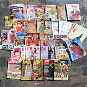 Lote siguiente: Lote de Revistas de Crochet, Labores y Moldes Burda
