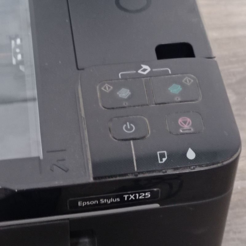 Impresora EPSON en buen estado y lista para usar - imagen 2