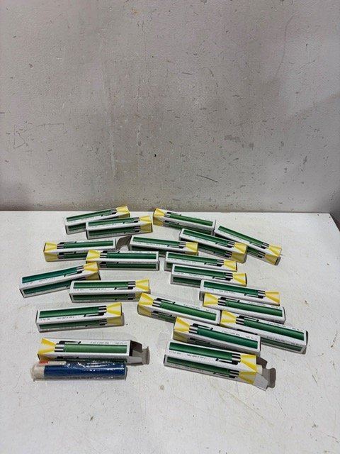 Lote de Linternas a Pilas Verdes y Blancas