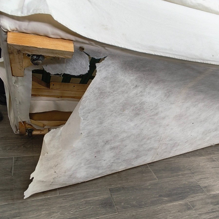 Sillón tipo camastro tapizado en Jean blanco - imagen 11