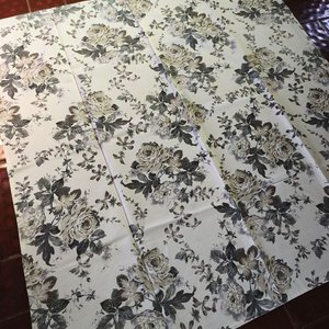 Lote siguiente: Cubremantel y Mantel Grande Estampado Floral
