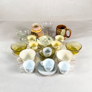 Lote anterior: Lote de Vajilla y Artículos de Cocina: Tazas, Platos, Portavelas y Más