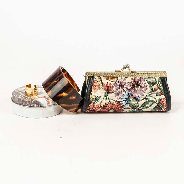 Item 2113510 - Image 0