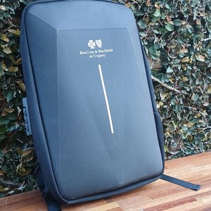 Mochila Urbana Antirrobo con Puerto USB y Candado de Combinación - imagen 3