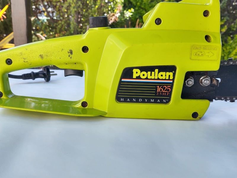 Motosierra eléctrica Poulan como nueva - imagen 3