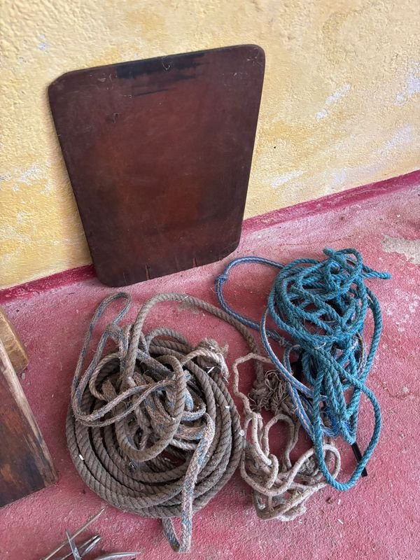 Item 889472 - Image 0