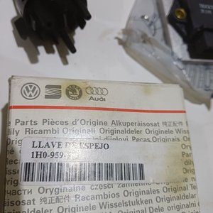 Caja de Repuestos Varios: Bulbo, Termostato, Transformador de Encendido y Más - imagen 12