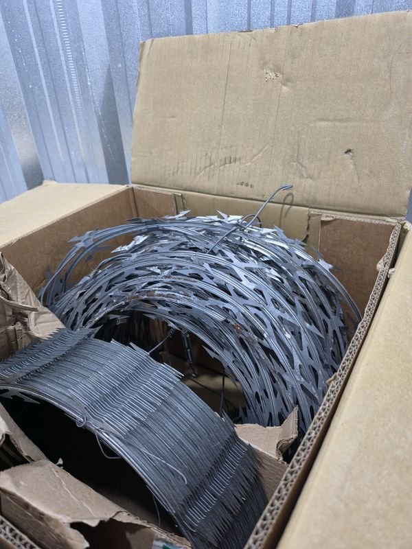 Alambre de Cuchillas Navaja Galvanizado Acero - Rollo Nuevo y Usado