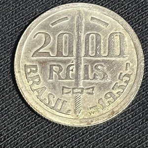 Lote anterior: Moneda de Plata Brasil 2000 Reis 1935