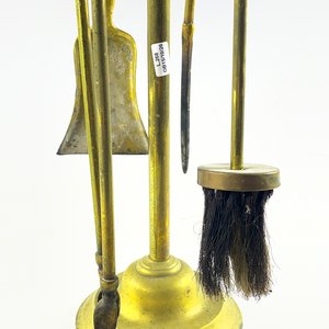 Juego de Herramientas para Estufa en Bronce con Soporte y 4 Piezas - imagen 3