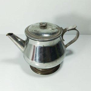 Tetera de Acero Inoxidable con Tapa y Asa - imagen 1