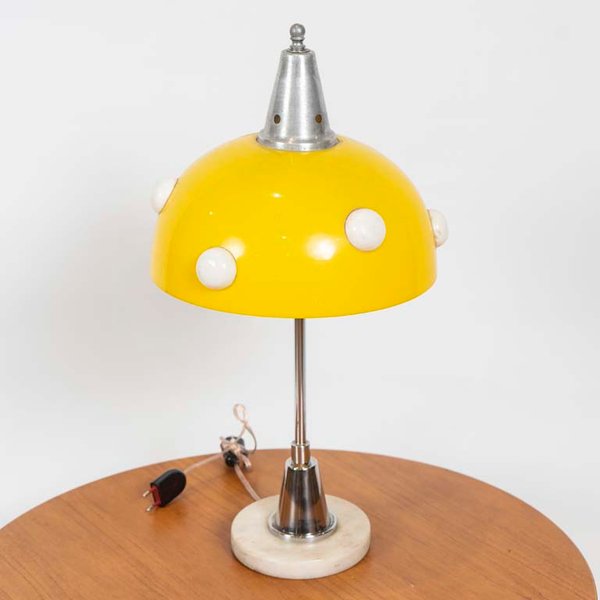 Lámpara de Mesa Retro Amarilla con Pantalla Acrílica - imagen 1