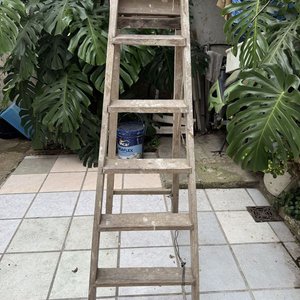 Escalera de Madera Tipo Tijera Plegable - imagen 1