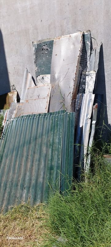 Item 900833 - Image 2