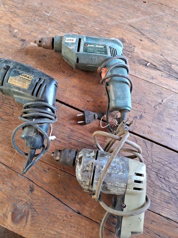 Lotes de tres taladros percutores en venta - imagen 3