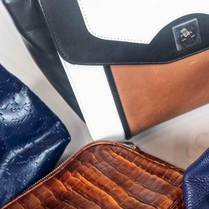 Lote de 5 Carteras de Cuero y Simil Cuero - imagen 2