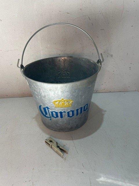 Lote anterior: Corona con detapador, accesorio para vehículos