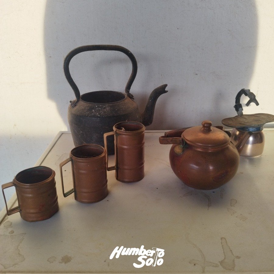 Artículos vintage, hierro y cobre