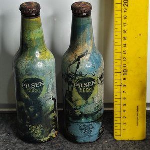 Dos Botellas Pilsen Rock Edición Limitada 2005 Selladas - imagen 2