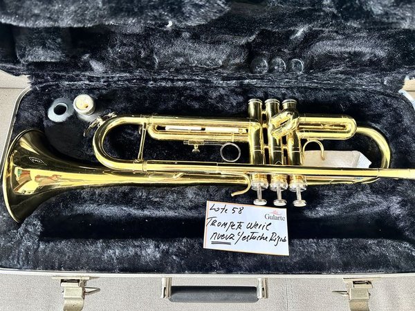 Trompeta Weril Alpha con Estuche y Boquilla 7C