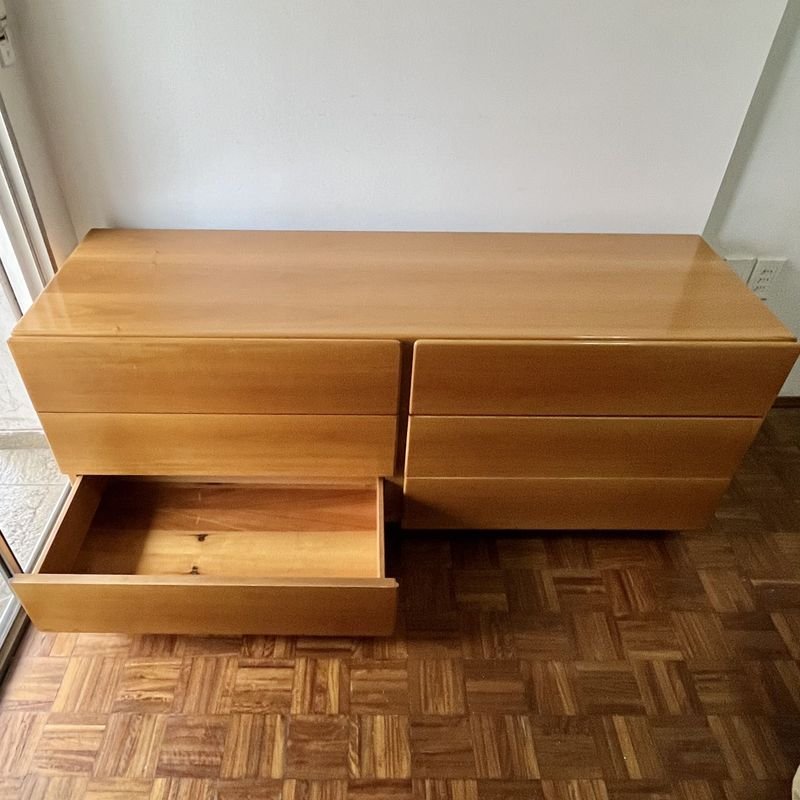 Mueble de madera maciza con seis cajones traído de España - imagen 3