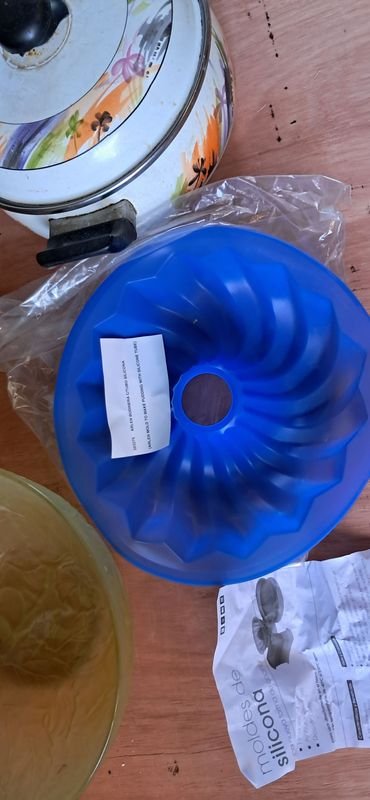 Olla y fuente de vidrio en silicona - imagen 4
